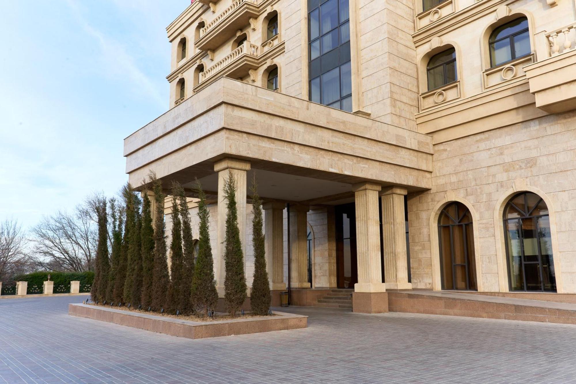 Kainar Hotel Shymkent Exterior foto